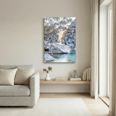 «Turquoise River In Rocky Canyon», art mural sur toile