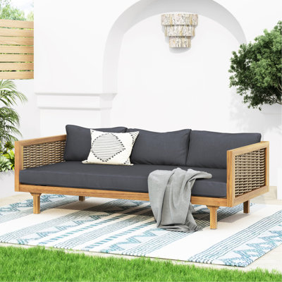 Lit de jour à accoudoirs pour 3 personnes, coussins gris foncé, matériau en bois, panneau à lattes, pièce d'eau, largeur du produit 32,19 po, assemblage requis, 3 places assises, coussin, structure, style, l 66,18 po