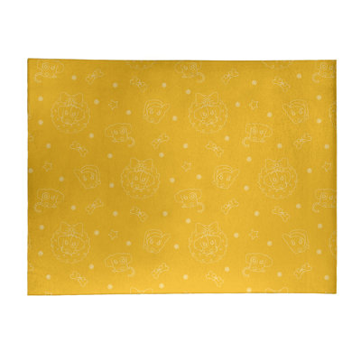Tapis jaune fait main