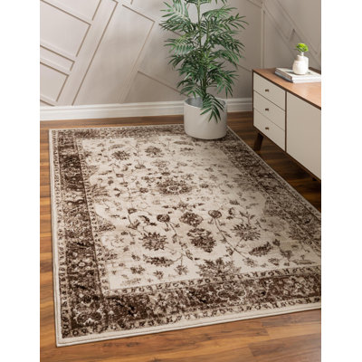 Emigdio Oriental Indoor Rug