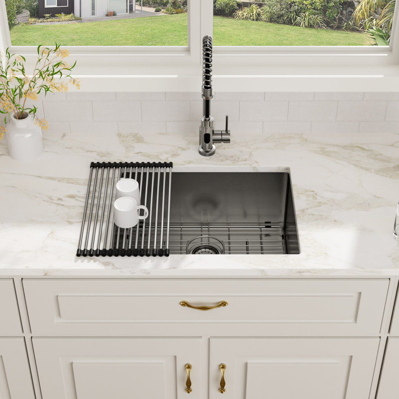 Évier de cuisine à cuve simple en acier inoxydable de calibre 16 de 23 po de L 23 po avec accessoires
