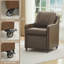 Chaise roulante avec roulettes-123044199