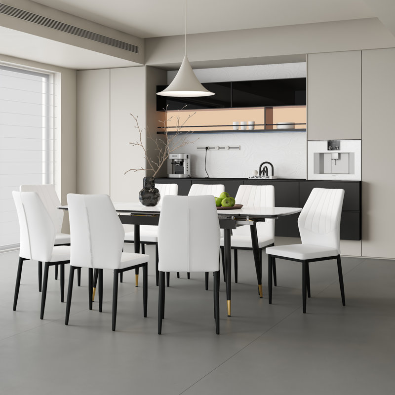 Ensemble de table de salle à manger en pierre frittée extensible de 55 à 79 po avec chaises rembourrées en similicuir 4-8