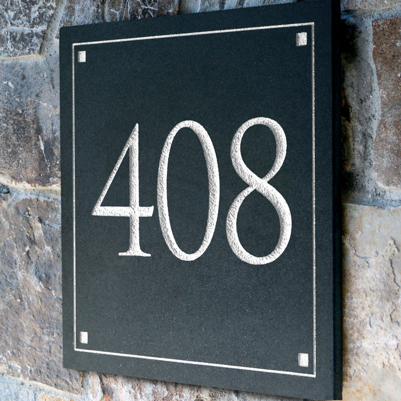 Plaque d'adresse sur 1 ligne gravée en granite noir Trajan, Oui, Blanc