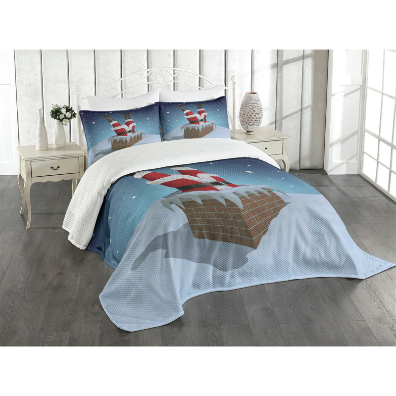 Santa Stuck in Chimney Quilted Queen Bedspread Set