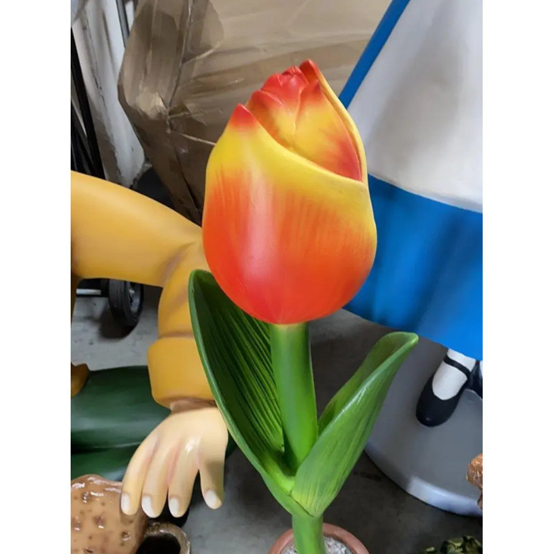 Petite statue de tulipe en pot