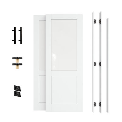 Intérieur de la porte française en verre semi-transparent avec amorce blanche givrée et accessoires de porte française (attrape-balle)