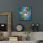 «Martini with Olives On Blue» par Ron Magnes-101455366