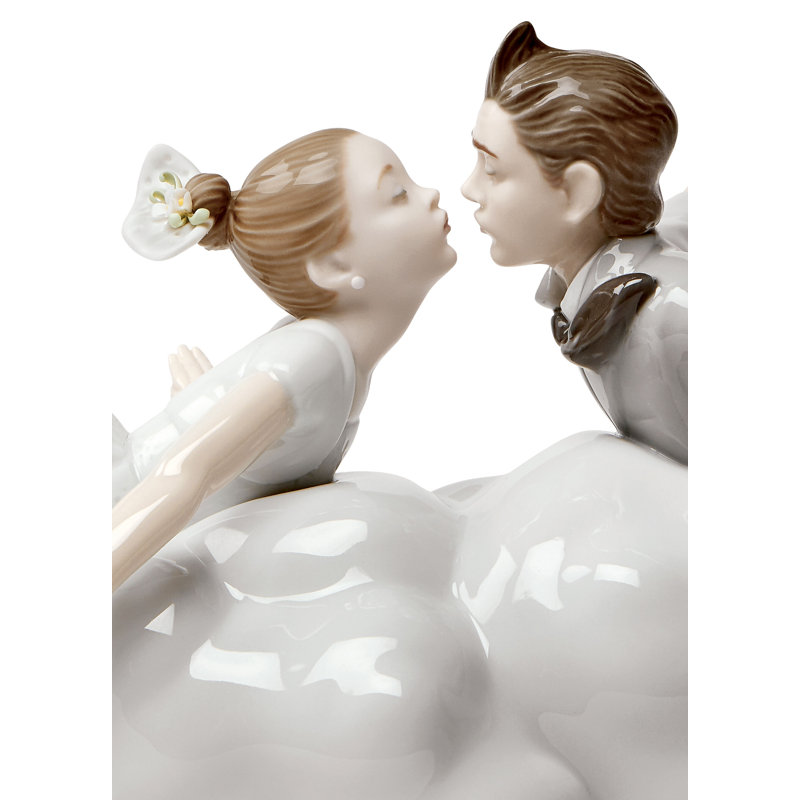 Wedding in the Air Couple Figurine