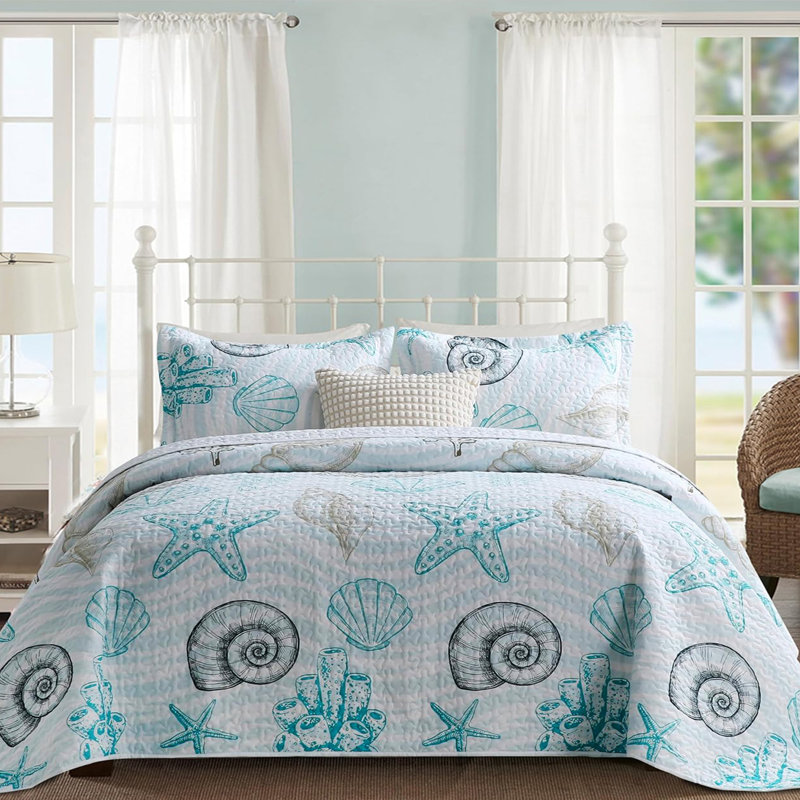 Blue Coastal Microfiber Queen Quilt Set with Nautical Design