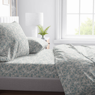 Dancing Holly Neutral Sheet Set
