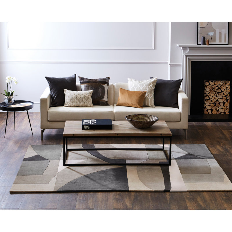 Bodega Wool Abstract Area Rug in Beige, Rectangle 4'7" x 6'7"