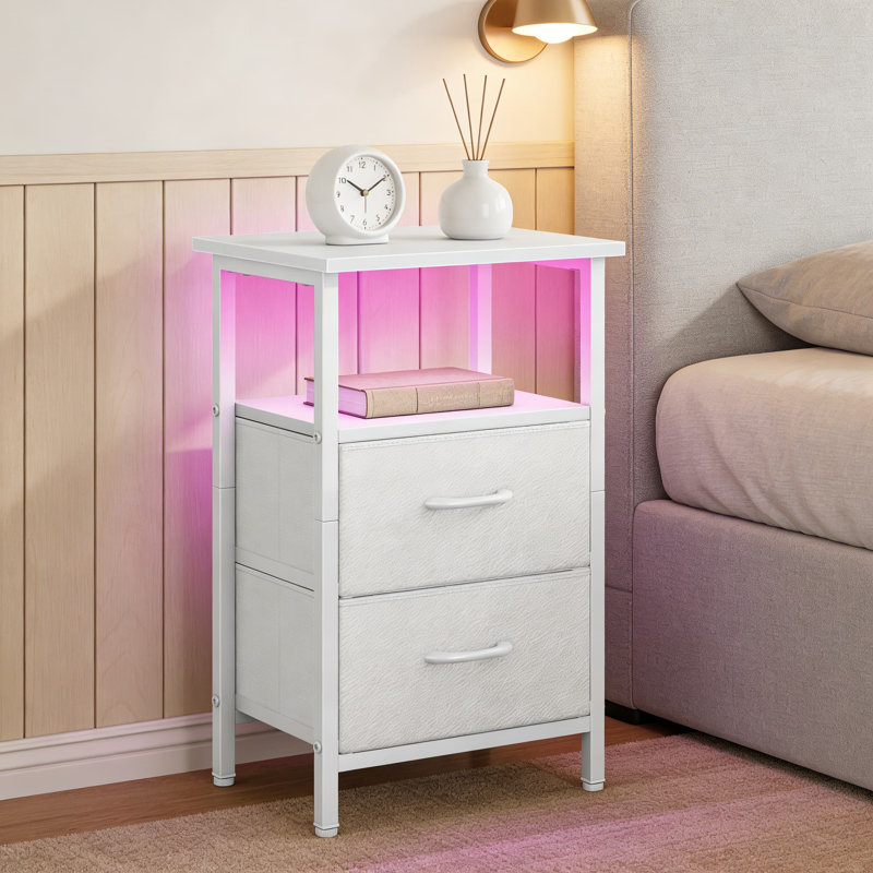 Ensemble de 2 tables de chevet avec station de charge et lumières à DEL RVB, table de chevet avec tiroirs en tissu et tablette de rangement, tables d'appoint robustes pour chambre à coucher