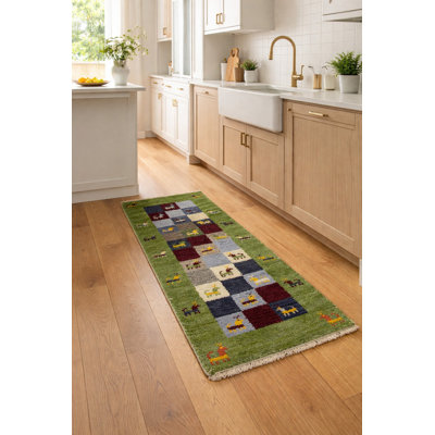 Tapis vert 1 x 4 Indo Gabbeh
