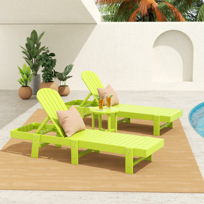 Altura Outdoor Chaise Lounge with Table