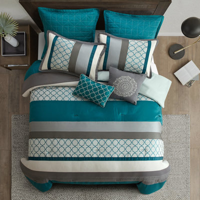 Ensemble d'édredon en microfibre moderne et contemporain de 8 pièces Avalon