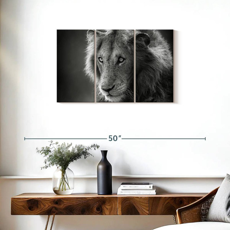 Brampt Monochromatic Wild Lion, 20" H x 33" W