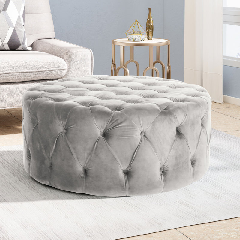 Velours gris avec 39,17 po Largeur, hauteur 17,06, largeur de qualité et texture douce