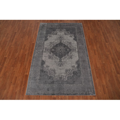 Timeless Charm Gray Traditional Area Rug 5x8