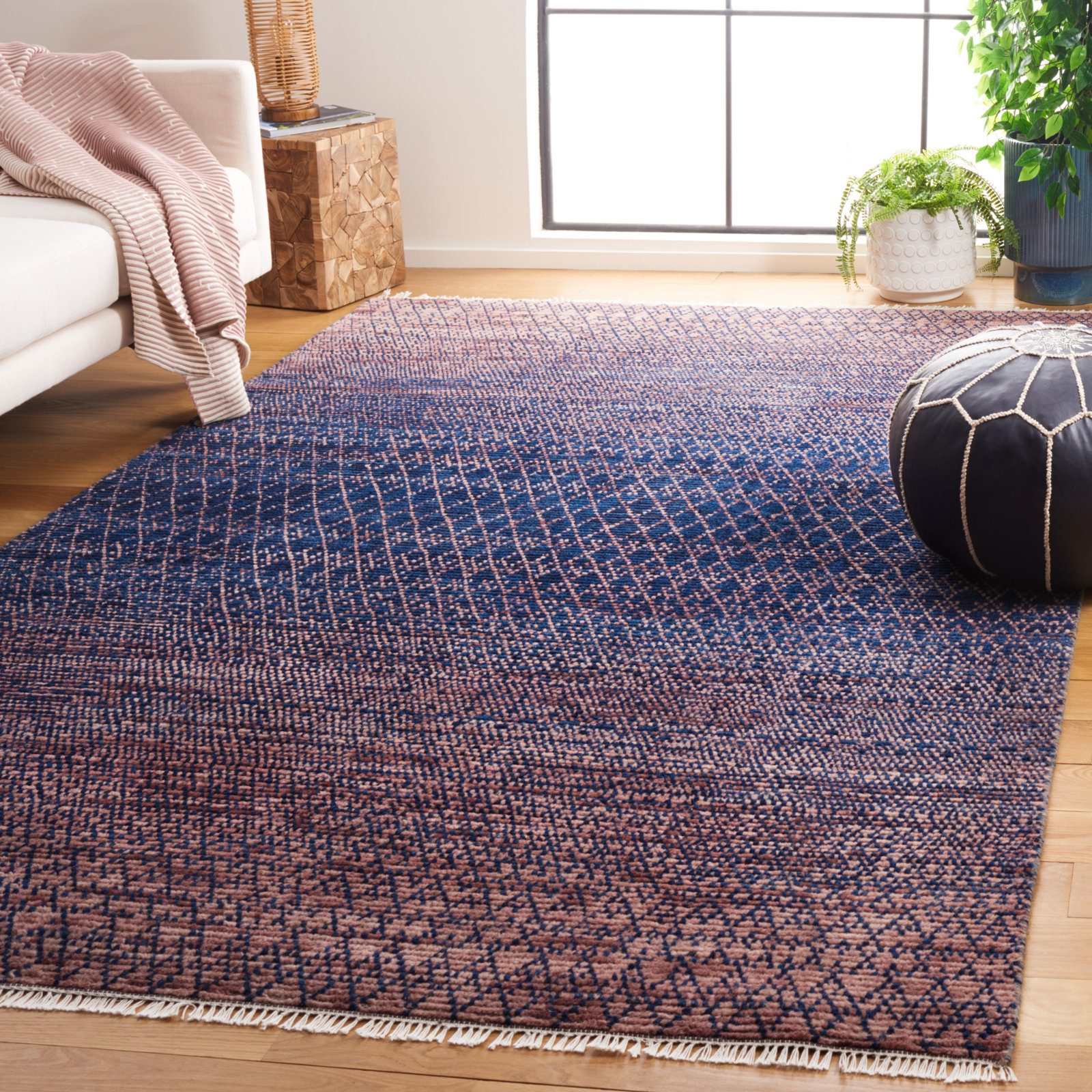 Bunbury Handmade Navy / Pink Rug, Rectangle 6' x 9'