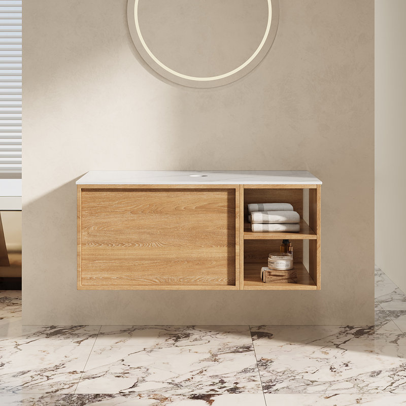 Meuble-lavabo suspendu de 91 cm (36 po) avec comptoir en pierre frittée, armoire en bois clair et rangement ouvert. Lavabo non inclus.