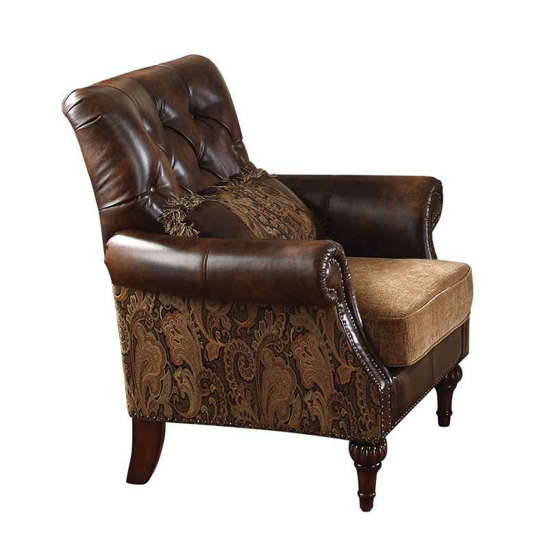 Fauteuil capitonné large de 38,5 po Sotira