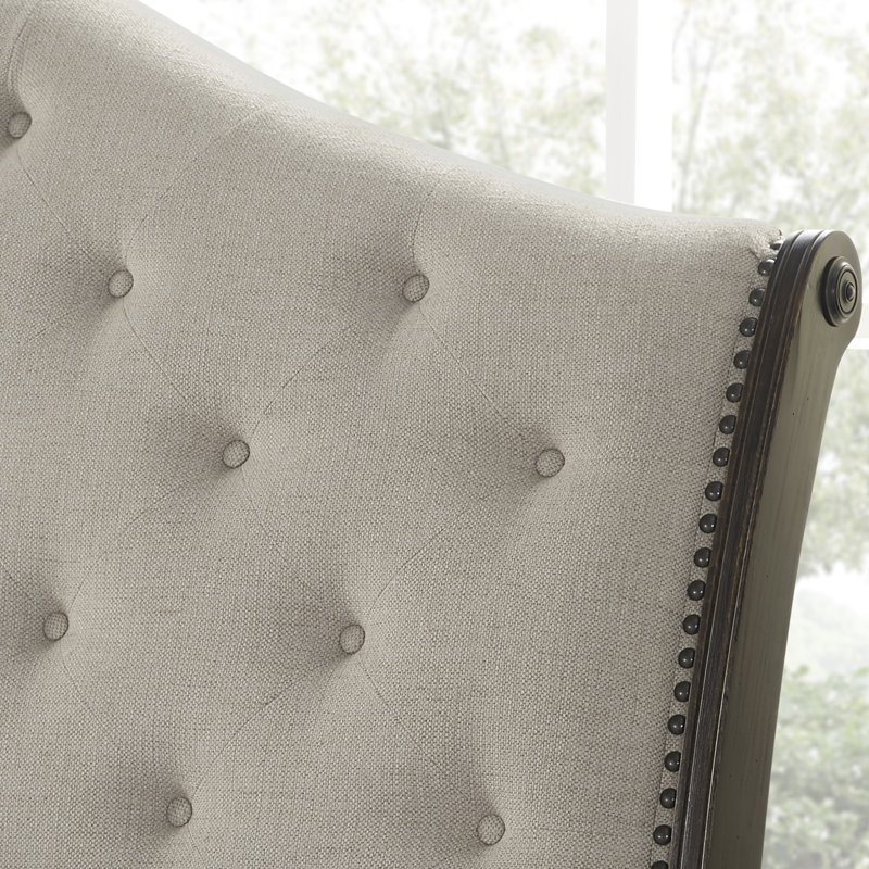 Aniah Upholstered Sleigh Bed, Queen