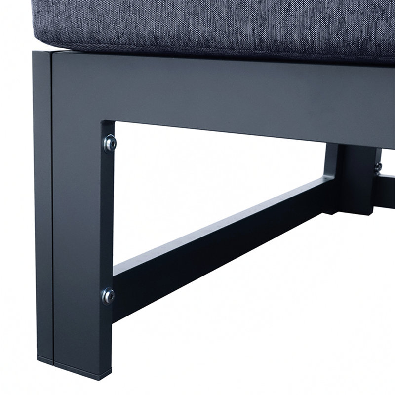 Chaise de patio avec coussins