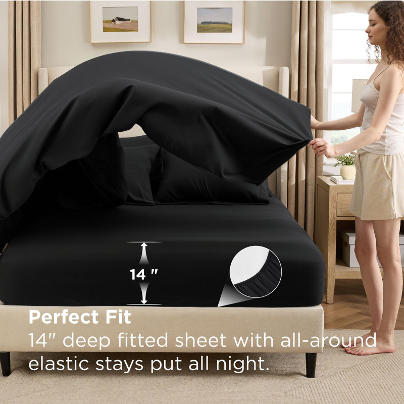 New Arrivals Bedsure Quilted Comforter Sets, Luxury Soft Bed in a Bag, Black, Twin Comforter + 4 Additional Pieces