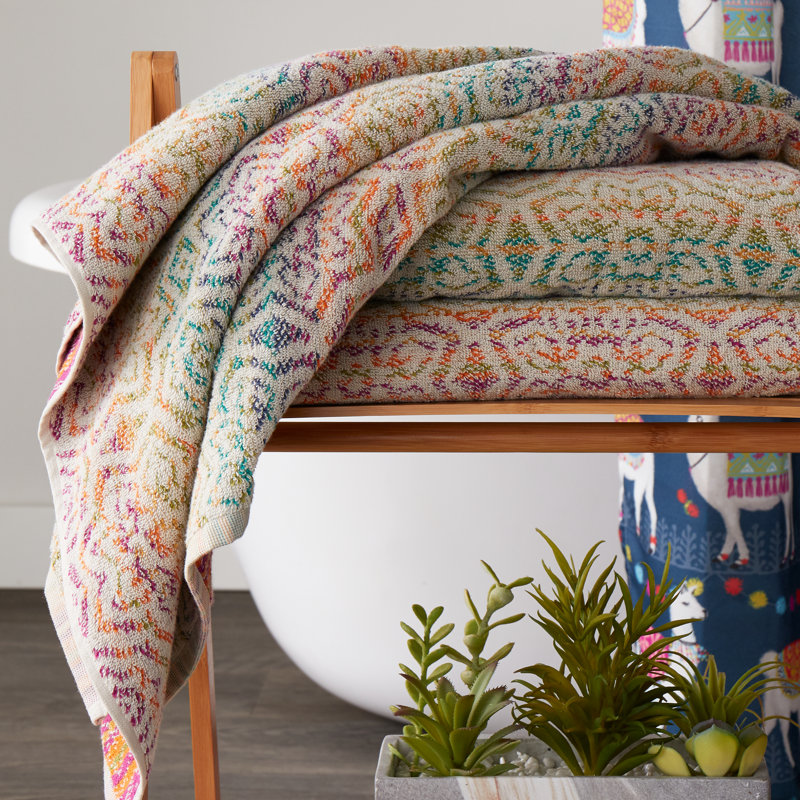 Medan Cotton Midweight Jacquard Bath Towel