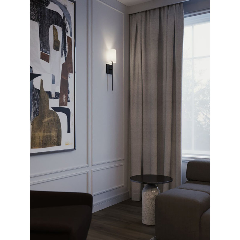 Wallchiere, Black