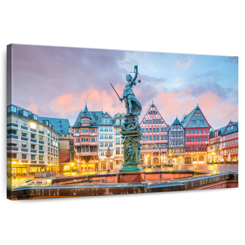Nicci Romerberg Square, 30" H x 45" W