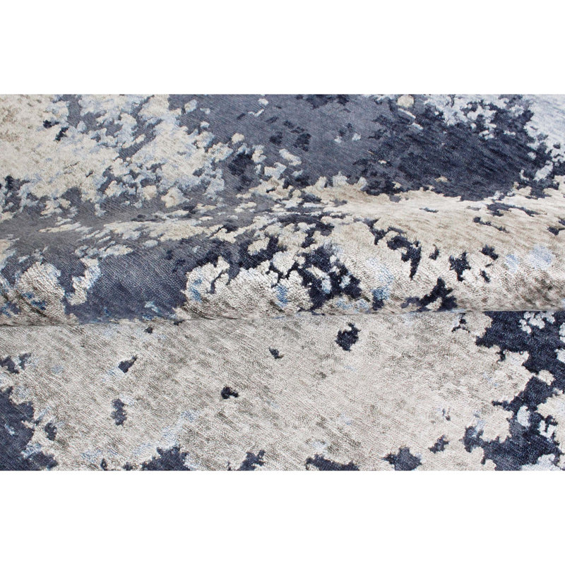 Area Rug in Silver/Blue, Rectangle 10' x 14'