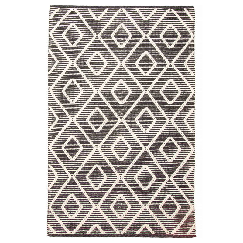 Tapis noir unique 4 pi 9 po x 7 pi 9 po Sienna
