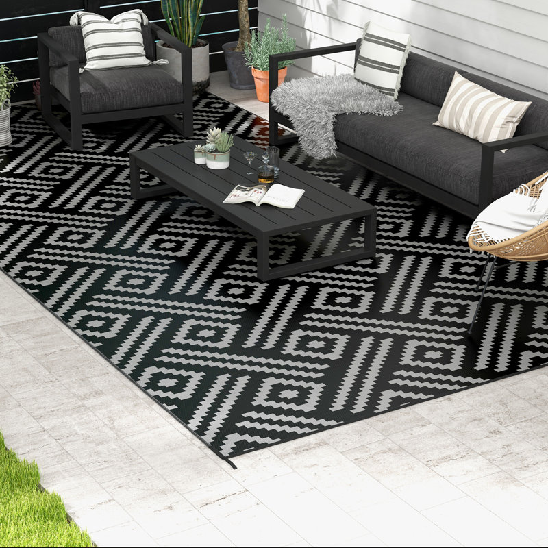 Reversible Outdoor Rug, Rectangle 18' x 9'