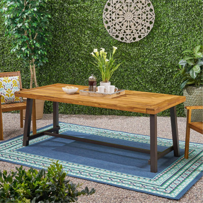 Table de salle à manger d'extérieur
