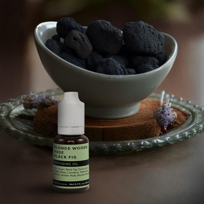 Diffusing Oil