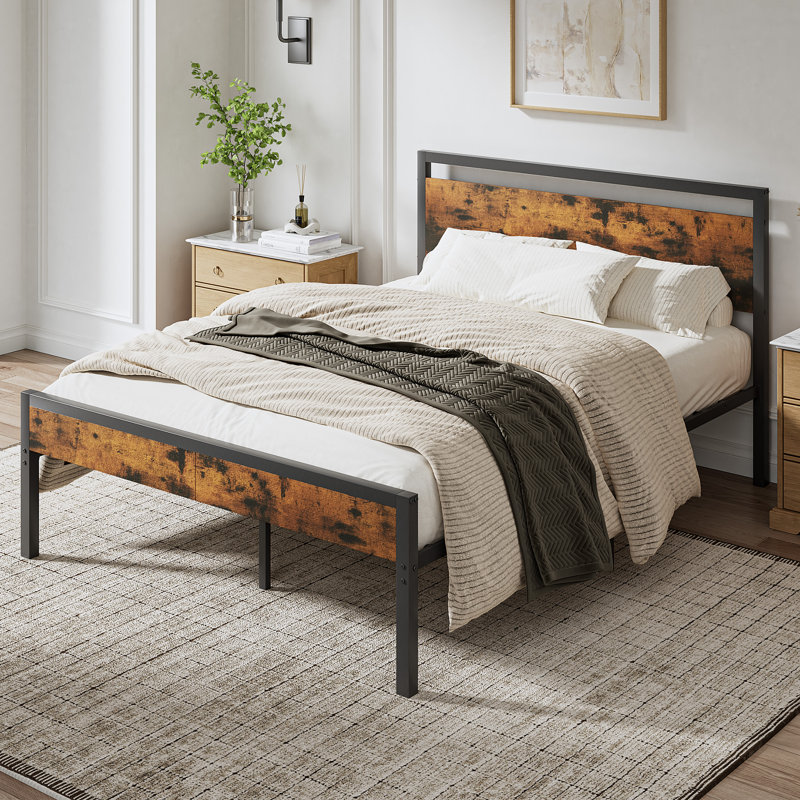 Base de lit plateforme industrielle en métal avec tête de lit et support en lattes de fer, Q, Rust Brown