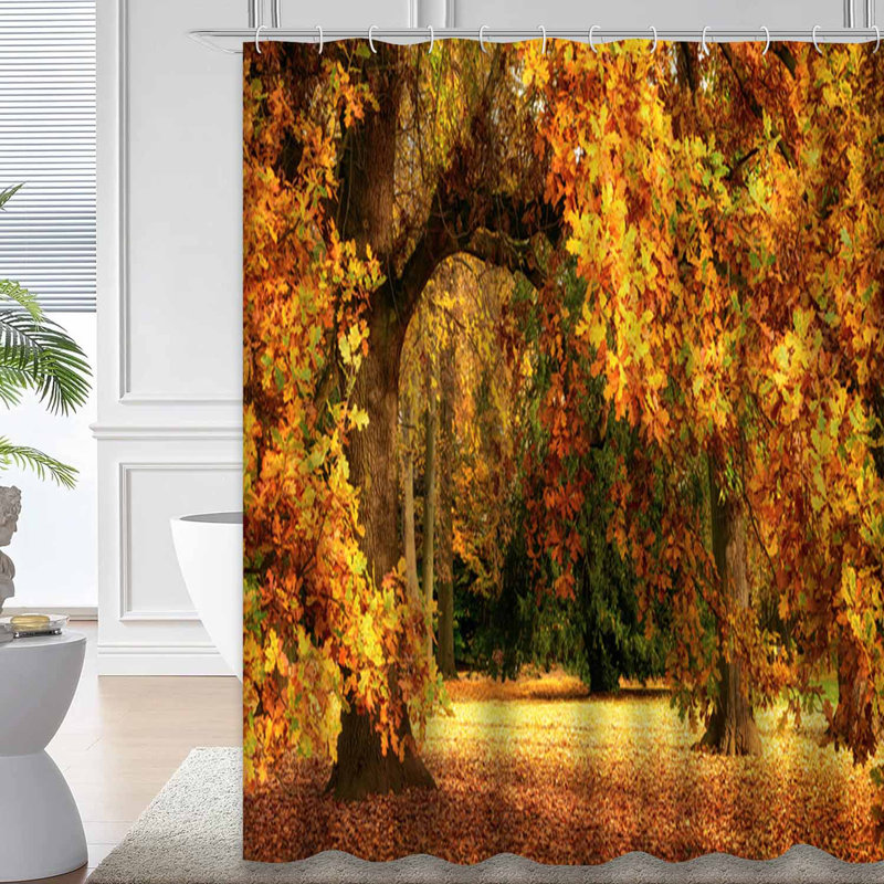 Rideau de douche Tranquil Autumn Tree, L 72 po x l 78 po