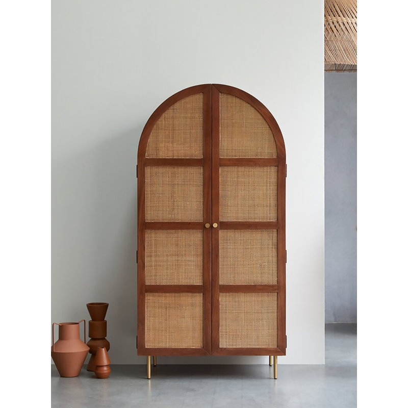 Armoire arquée tissée en rotin de bois massif de style Wabi-Sabi
