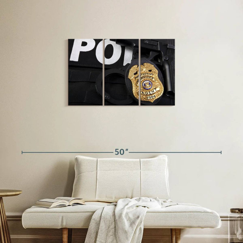 Chose de la police d'Alcaraz, H 20 po x l 33 po