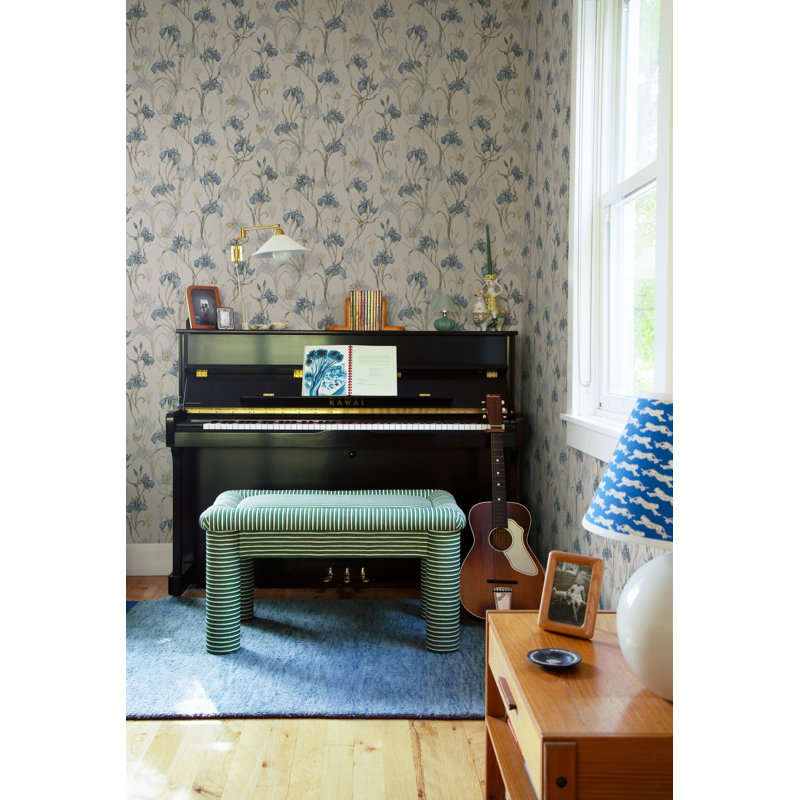 Huset I Solen Floral Wallpaper Roll, Sky Blue