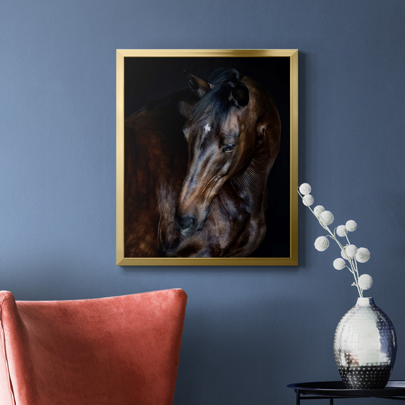 Sunlit Horses I, toile encadrée de qualité supérieure - prête à être accrochée, Or, H 20 po x l 16 po