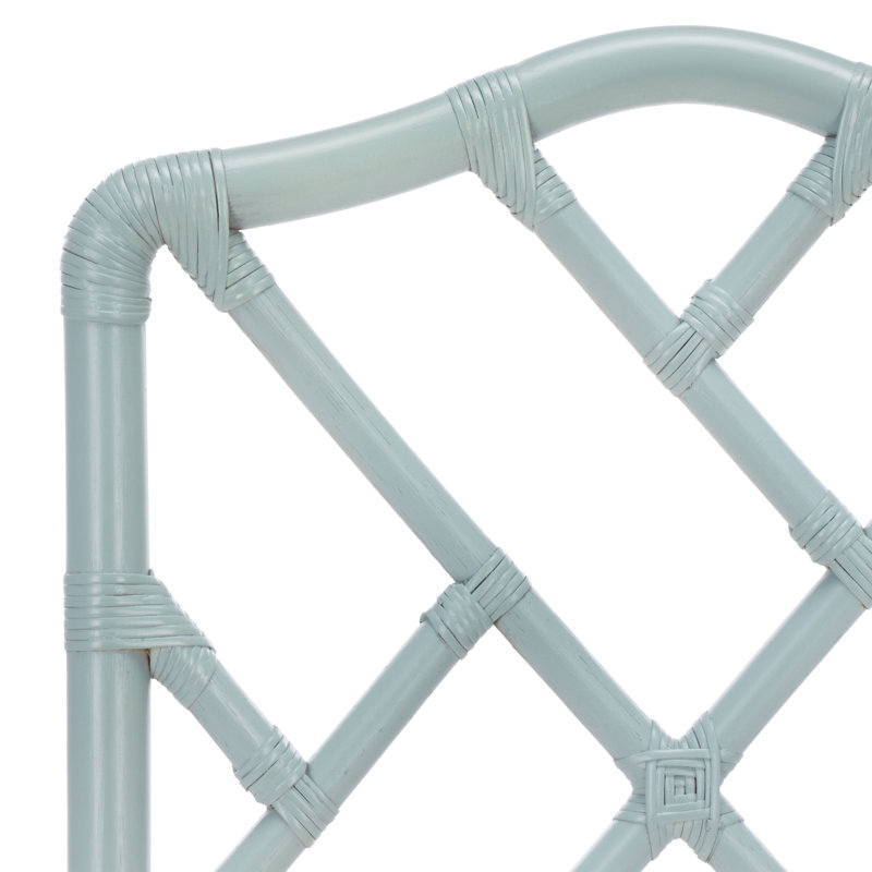 Chaise Janaye, Light Blue