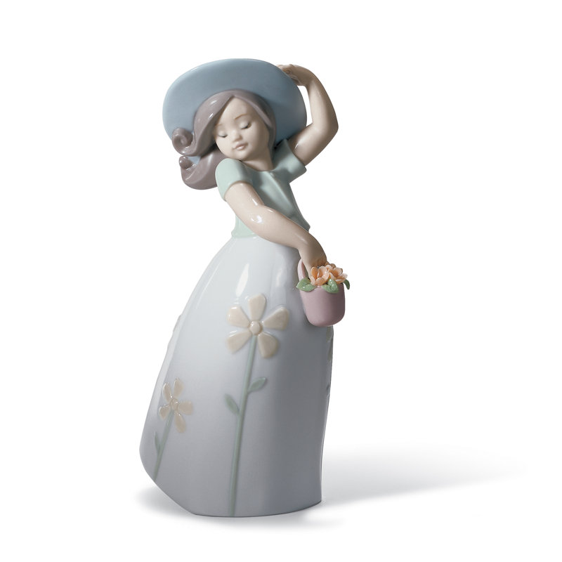 Figurine petite fille marguerite
