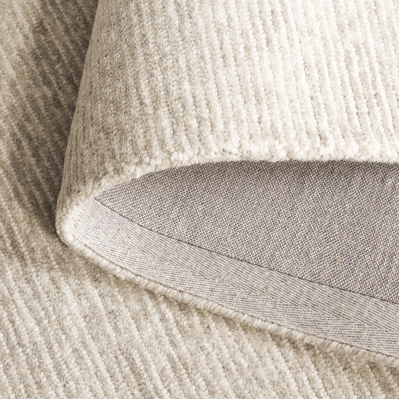 Ebony Hand Tufted Wool Cotton Rug in Ivory, Rectangle 5' x 8'