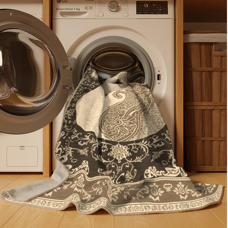 Machine Washable Aedan Pear Classic Oriental Rug in Brown – Beige Binding, 5x7
