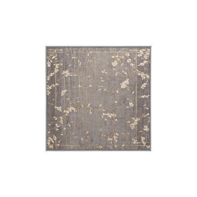 Tapis gris soyeux et moelleux