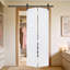 2 panneaux pliables de 84 po x 42 po Porte de grange coulissante en bois de noyer blanc avec ensemble de quincaillerie-132755242-132755259-132755273