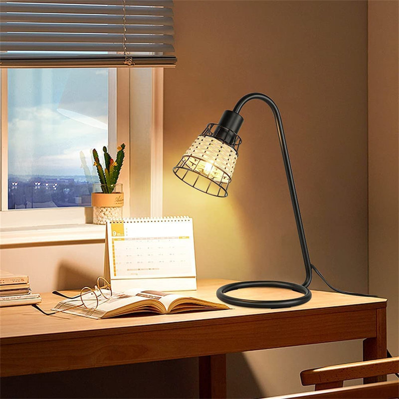 Malila Metal Desk Lamp